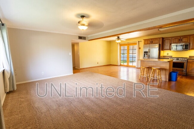 Building Photo - 4880 E Tomahawk Dr