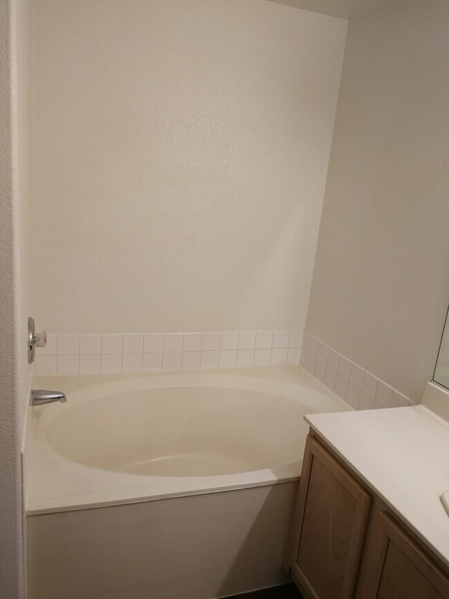 Building Photo - 4308 W Lake Mead Blvd