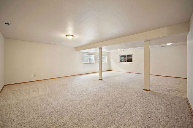 Building Photo - 8112 Old Exchange Dr