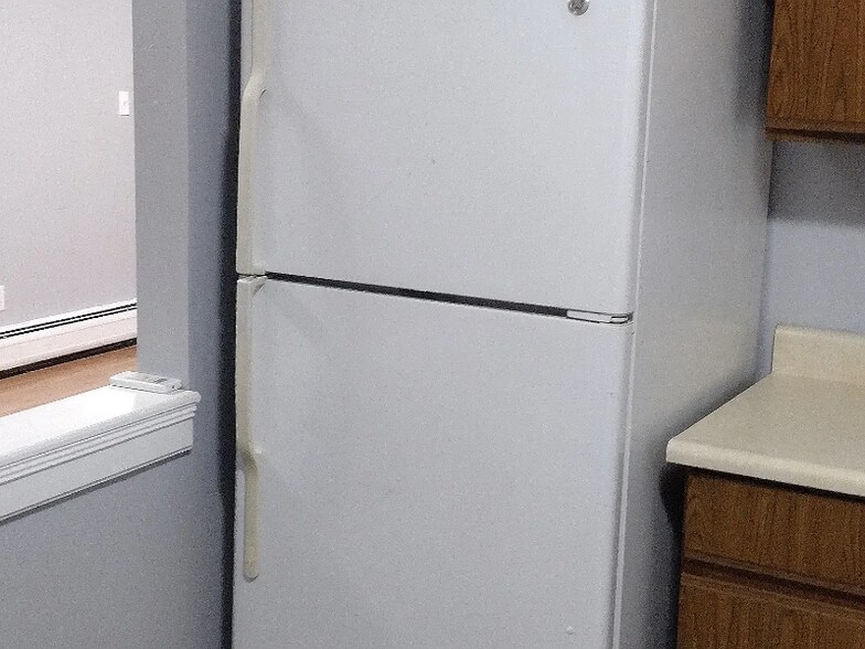 Building Photo - 106 E Schoolhouse Rd