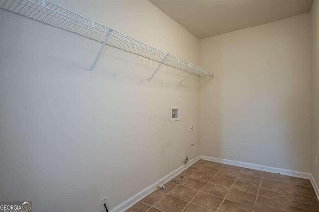 Building Photo - 304 Ridge Pointe Drive