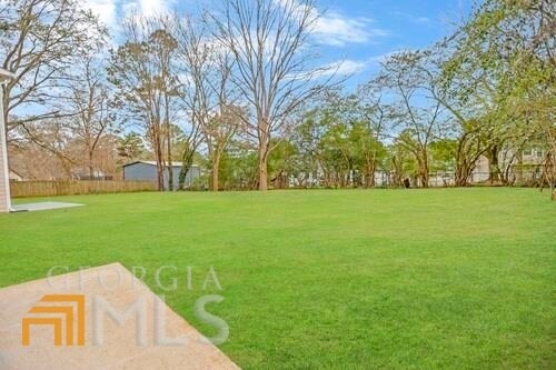 Building Photo - 3840 Arbor Ln SE