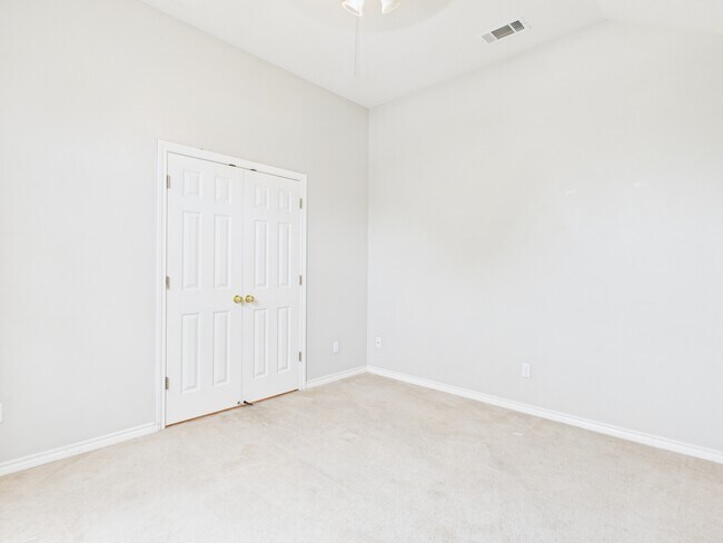 Building Photo - 3203 Von Trapp Ln