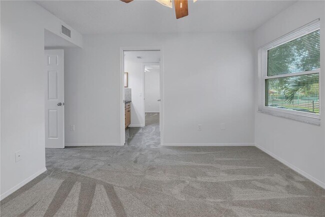Building Photo - 2400 Feather Sound Dr