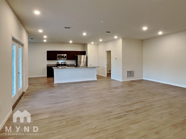 Building Photo - 1503 Panther Lk Pkwy
