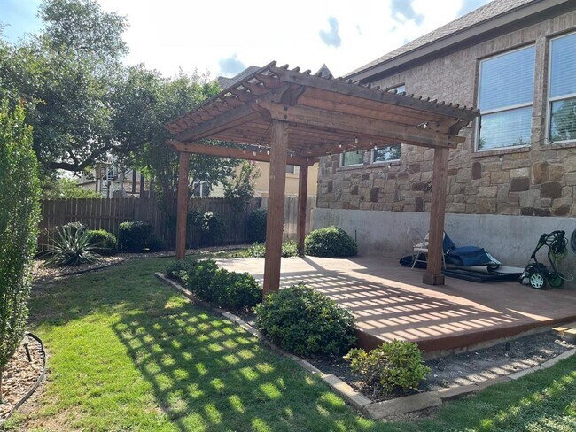 Building Photo - 2510 Lou Hollow Pl