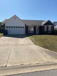 Building Photo - Gorgeous 3 Bed / 2 Bath Home in Fort Smith...