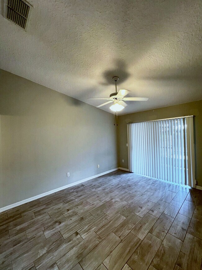 Building Photo - 3535 Forest Branch Dr