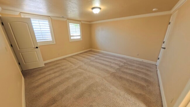 Building Photo - Ivy Lane Townhome | Provo