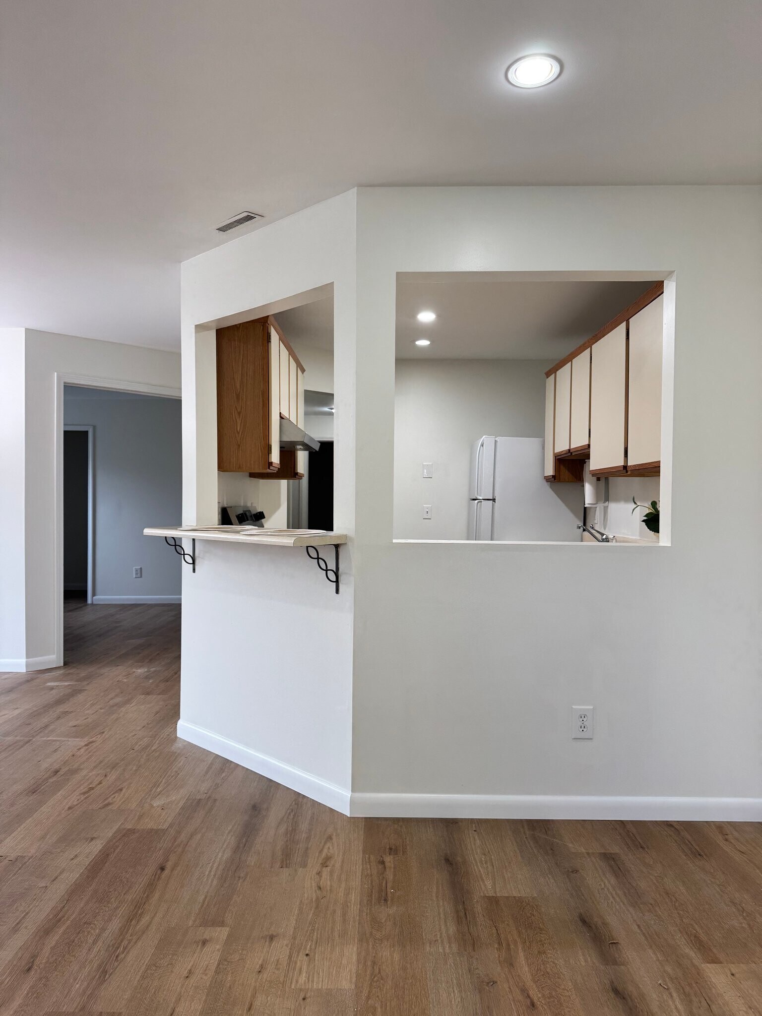 Building Photo - 249 Brookwood Dr