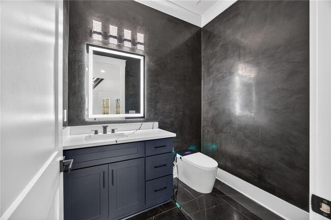 Building Photo - 405 Thunder Rd