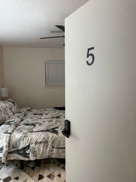 Building Photo - 7624 S Erie Ave