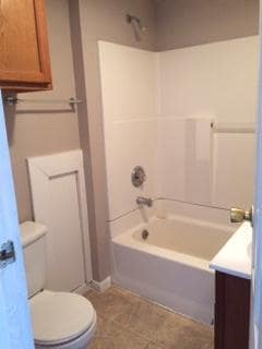 Building Photo - 305 First St