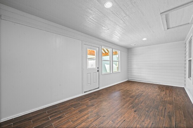 Building Photo - 21310 Cypress White Oak Dr