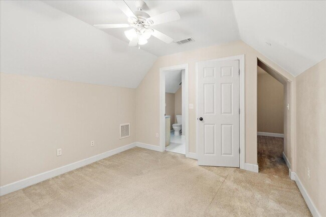 Building Photo - 252 Magnolia Ridge