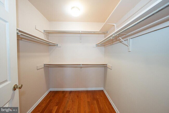 Building Photo - 1099 Armstrong Ct