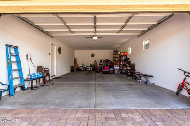 Building Photo - 12637 W Cassia Trail