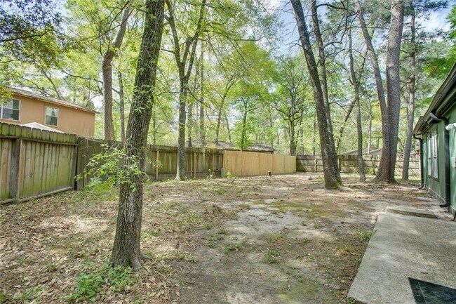 Building Photo - 1320 E Red Cedar Cir