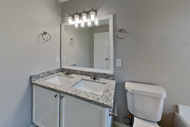 Building Photo - 10202 Dr Peridot Cove