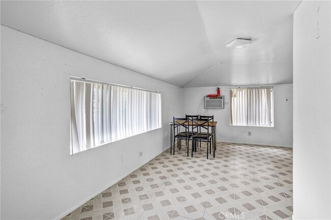 Building Photo - 3515 S Forecastle Ave