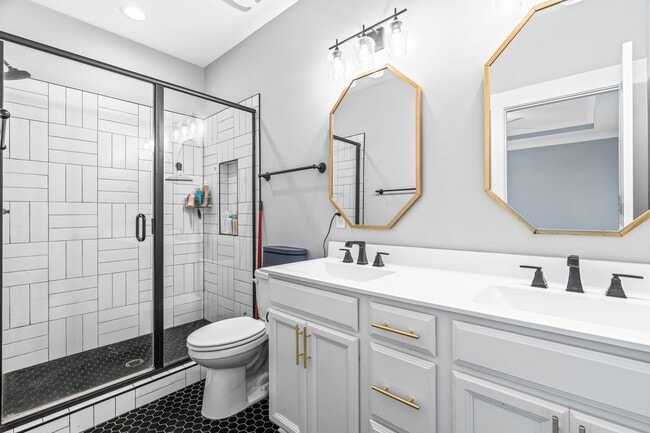 Building Photo - 3 Bedroom, 2 Bath Home on 6 Private Acres – $1,950/Month