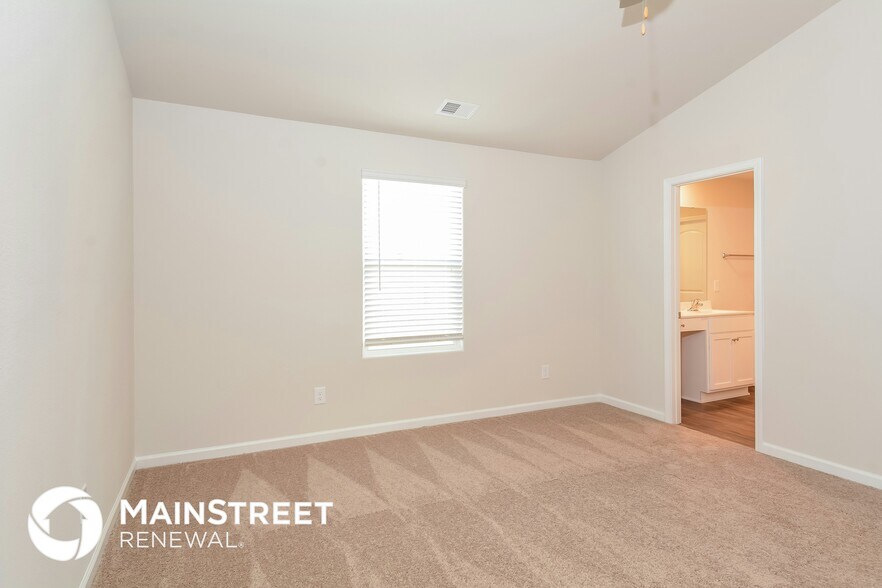 Building Photo - 444 Brisk Dr