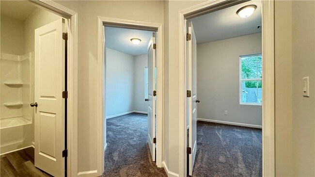 Building Photo - 2278 Whistler Wy NE