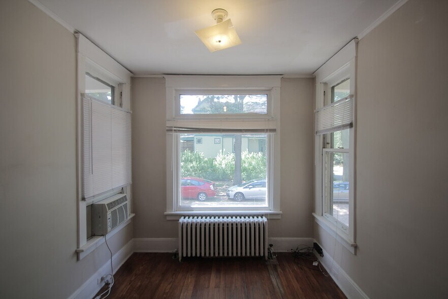 Building Photo - 605 Mifflin Ave