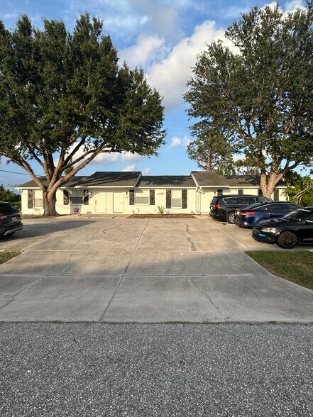 Building Photo - 12298 Buffing Rd