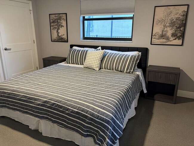 Building Photo - Beautiful waterfront property in Woodland Estates.