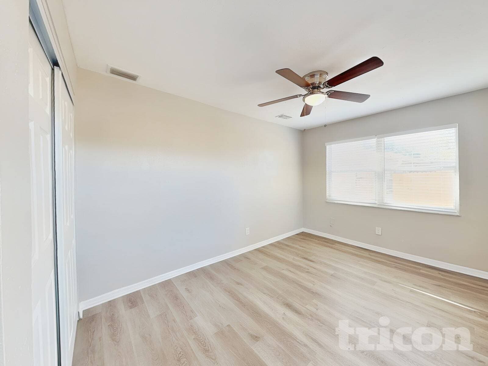 Building Photo - 1430 Thames Ln