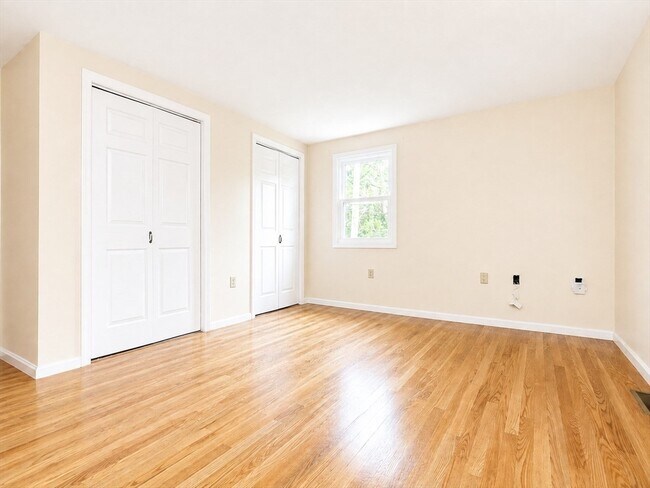 Building Photo - 160 Cypress St