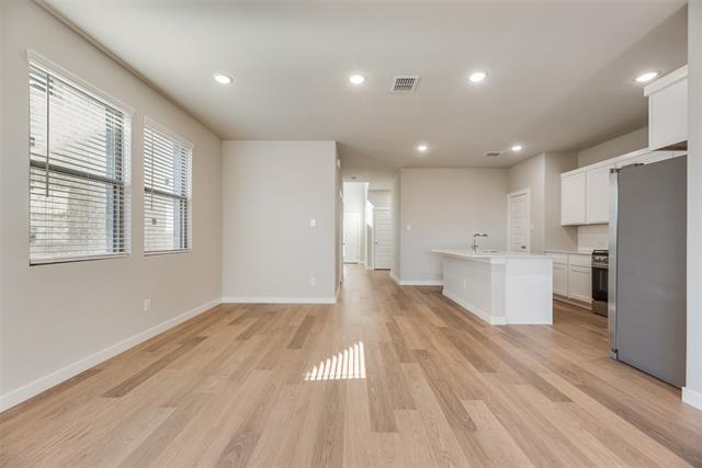 Building Photo - 5511 Chasewood Dr