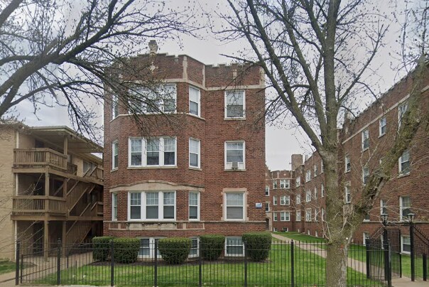 Primary Photo - 7009 N Ridge