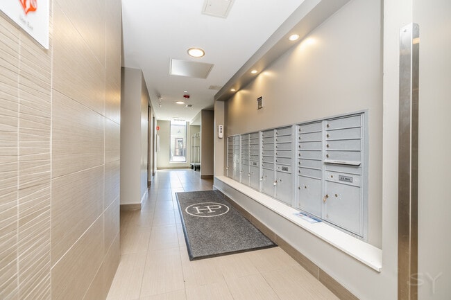Building Photo - 229 Park Ave