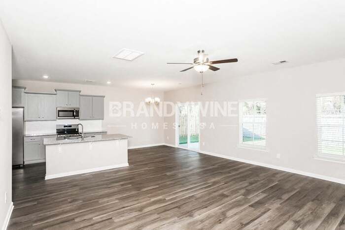 Building Photo - 415 Stonyhurst Dr