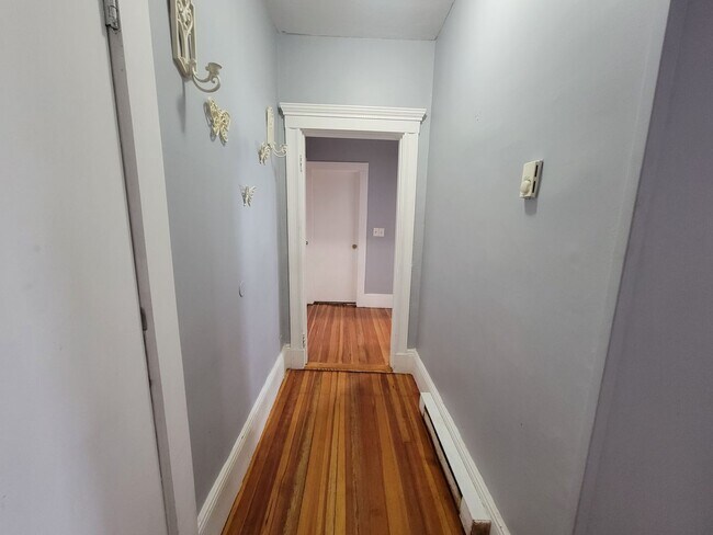 Building Photo - 139 Franklin St