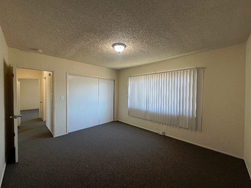 Building Photo - 700 N East End Ave