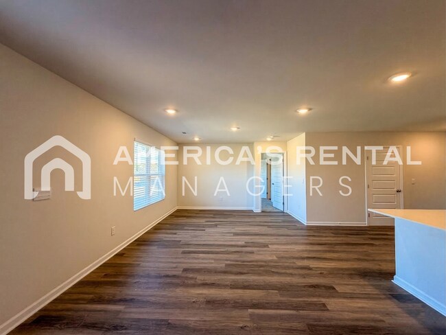 Building Photo - 396 Jackson Pt Cir