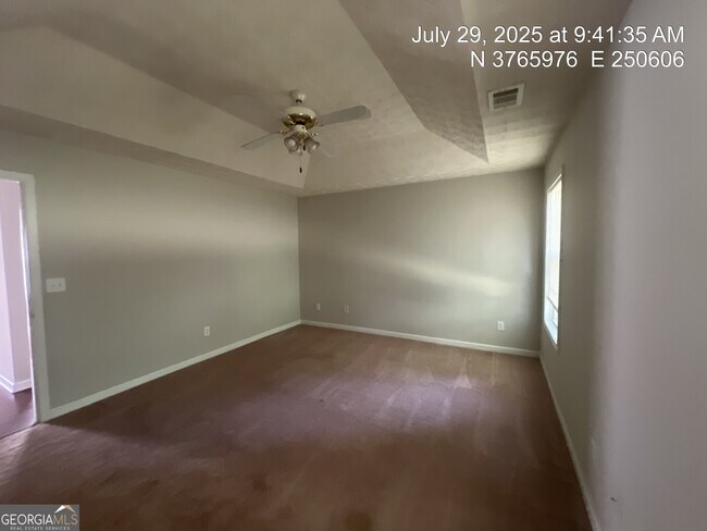Building Photo - 413 Shenandoah Ct