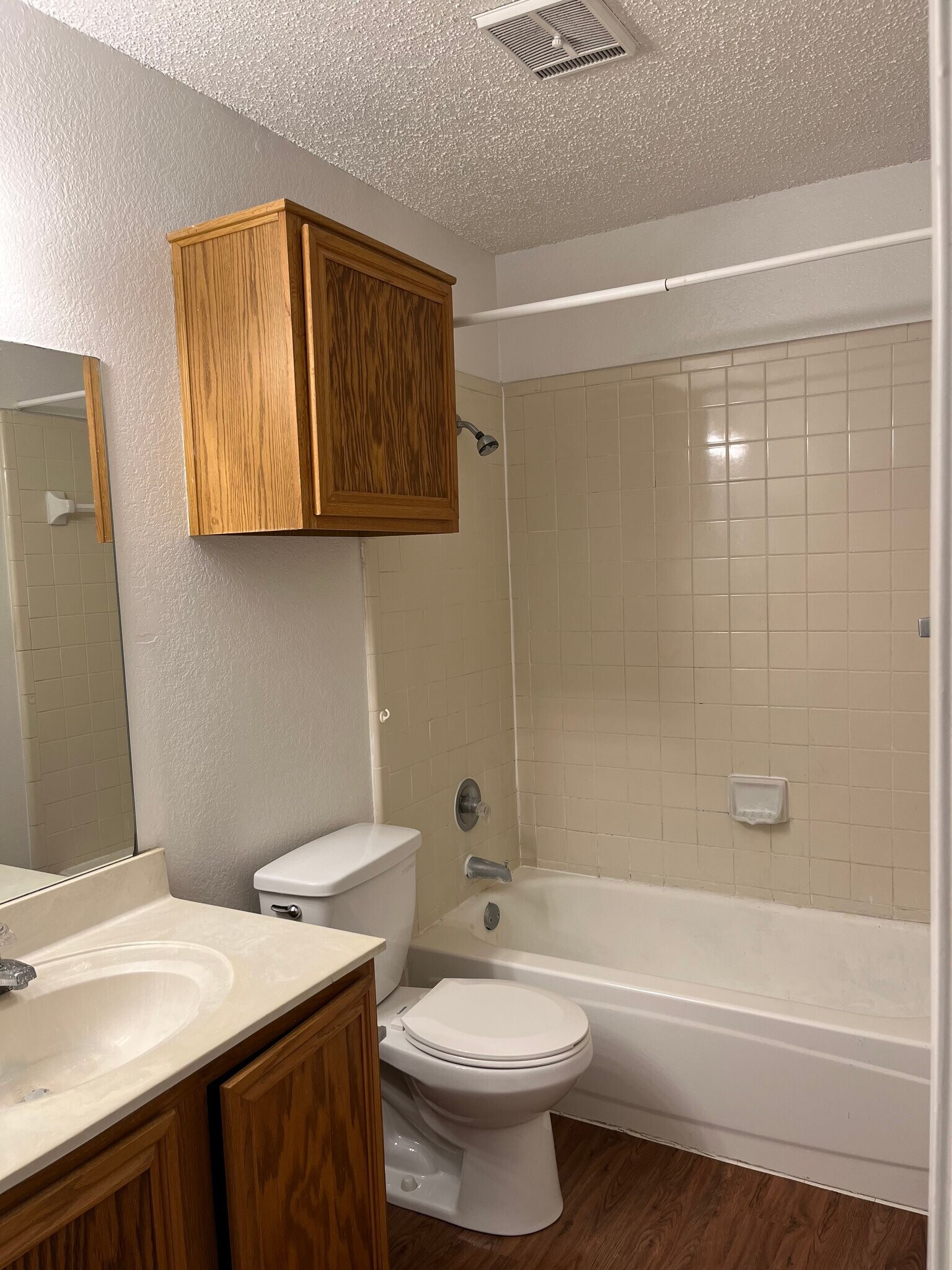 Building Photo - 10258 Aurora Dr