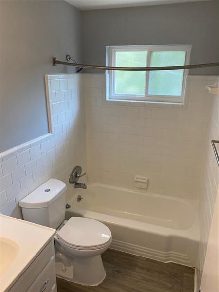 Building Photo - 1253 Church St