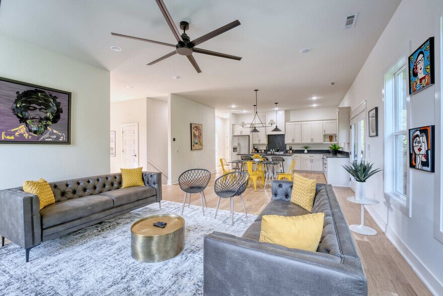 Building Photo - 1421 Lee St