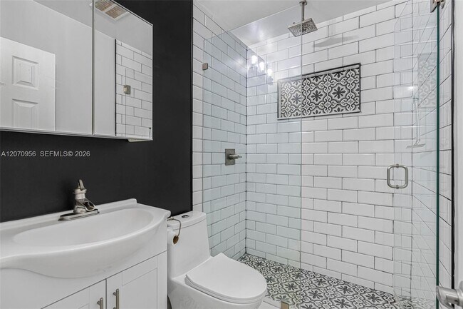 Building Photo - 5001 SW 92nd Terrace