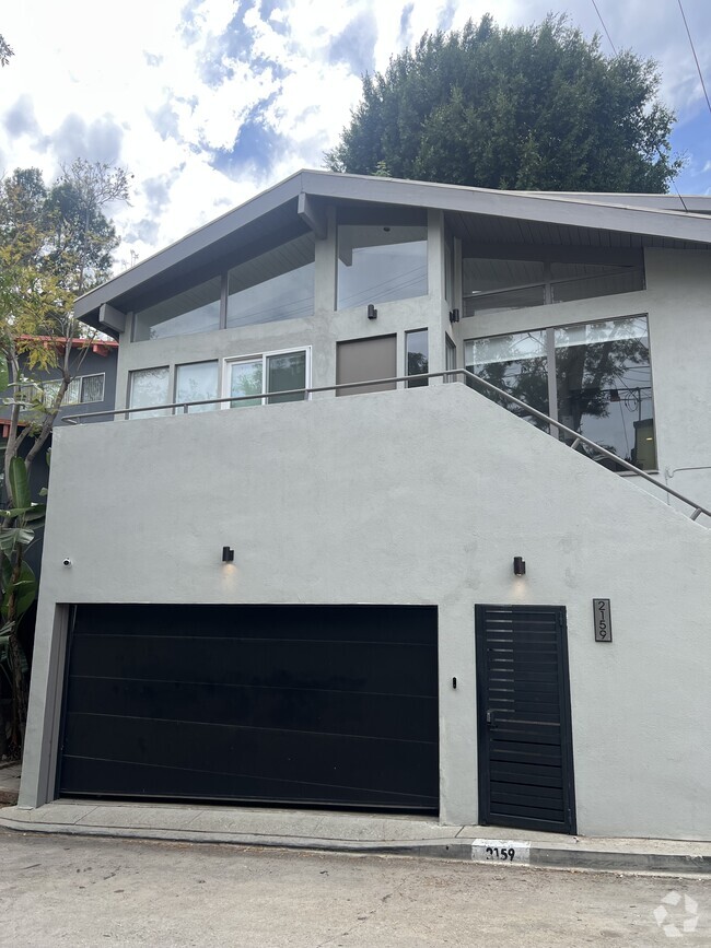 Building Photo - 2159 Lyric Ave