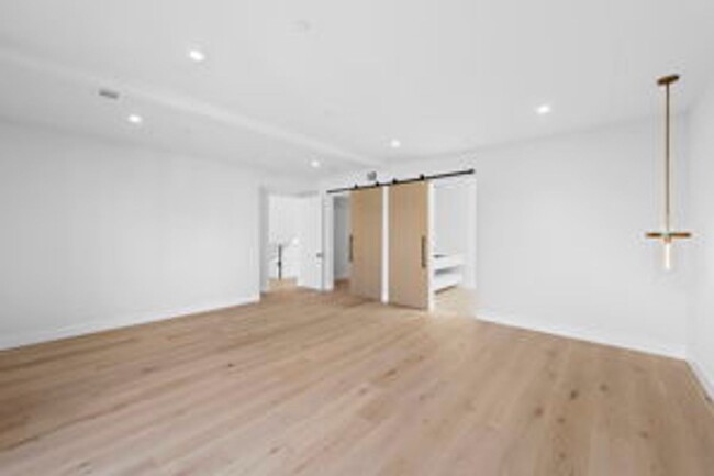 Building Photo - Brand New build offering Elegance and Soph...