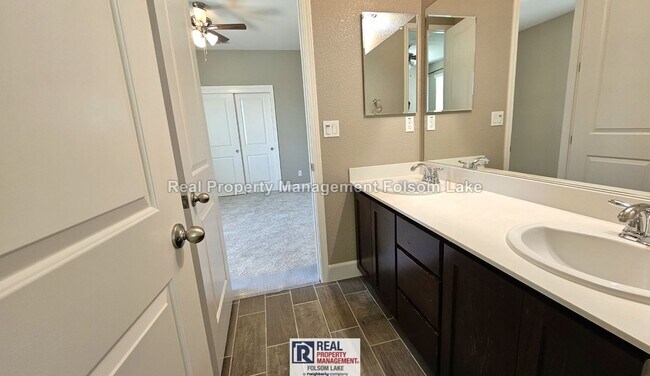 Building Photo - 1479 Leonard Ct