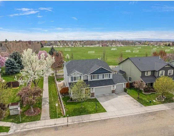 Building Photo - 2801 W Lost Rapids Dr