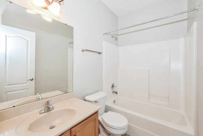 Building Photo - 120 Penny Ln