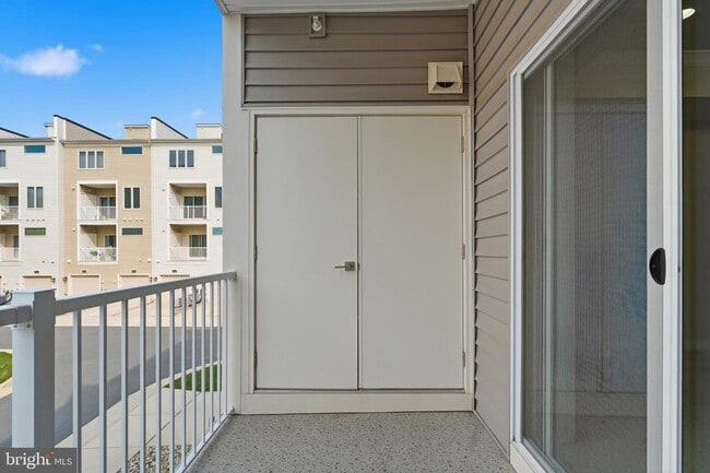 Building Photo - 43185 Mongold Square